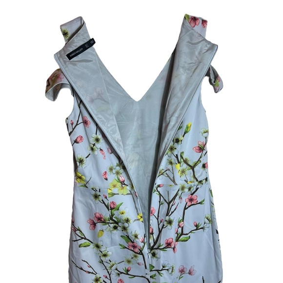 Karen Millen Blossom Print Floral Pencil Dress in Pale Blue, US Size 8 - Picture 3 of 8